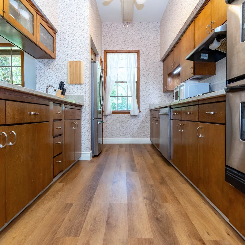 Kingswood - Image 7