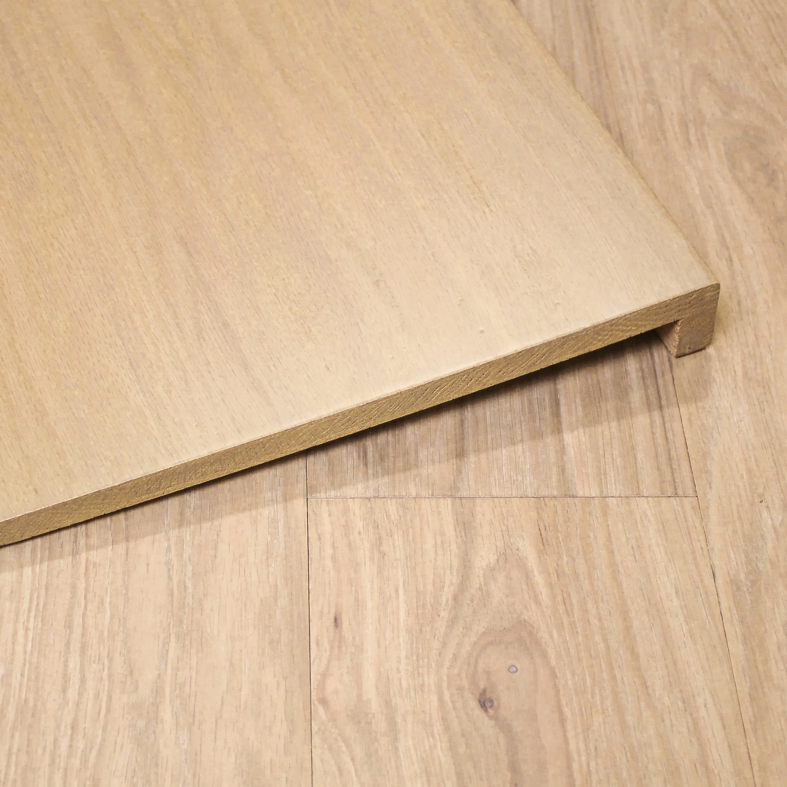 Silvan Full Stair Tread - Image 3