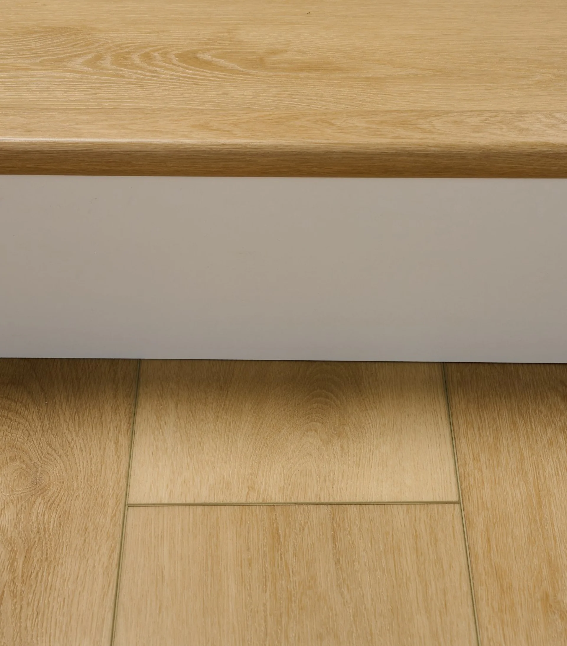 White Riser - 3 Pack - Image 3